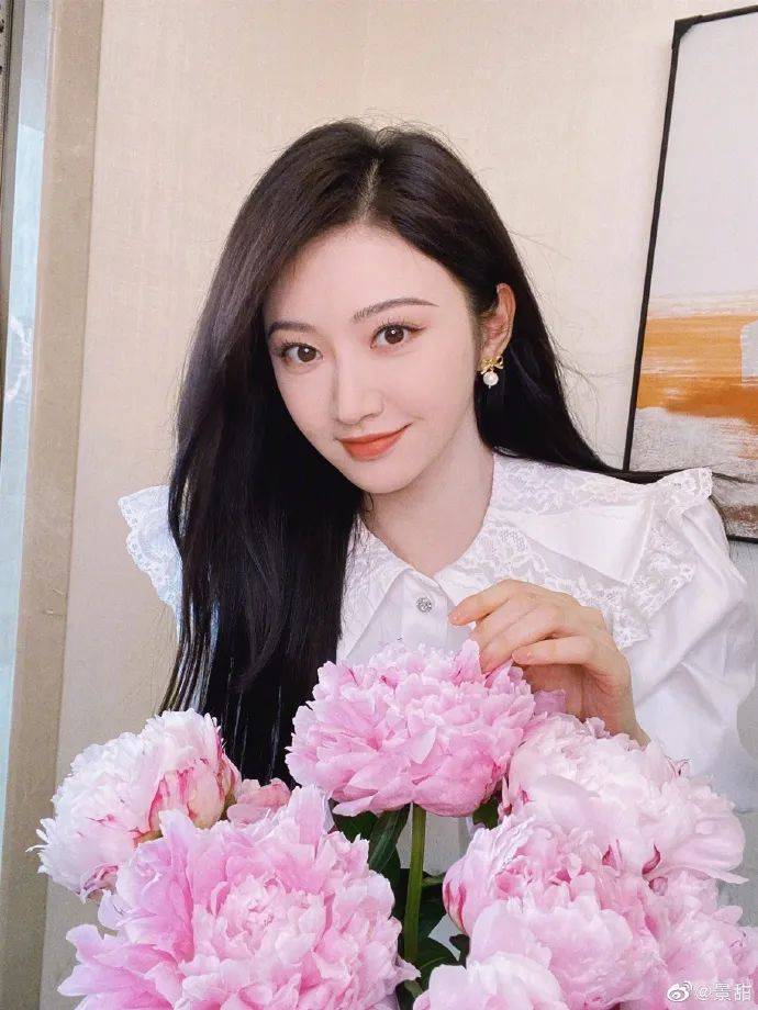 ���𳤷����������ʻ�������������������������С��